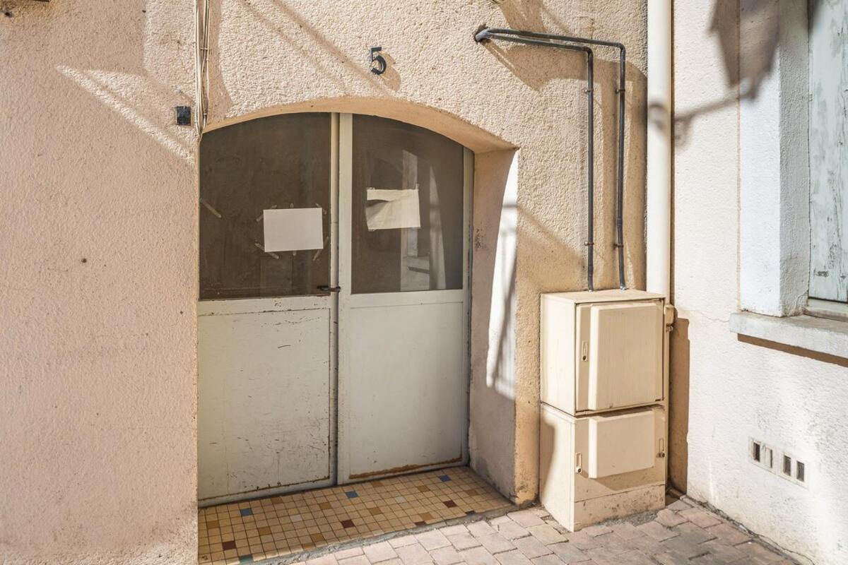 Le Convivial ~ Climatisation ~ Terrasse ~ Halles Narbonne Bagian luar foto